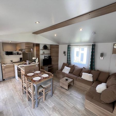 Mobil-Home 4 Etoiles Avec Piscine Proche De Blois อังแซ็ง ภายนอก รูปภาพ