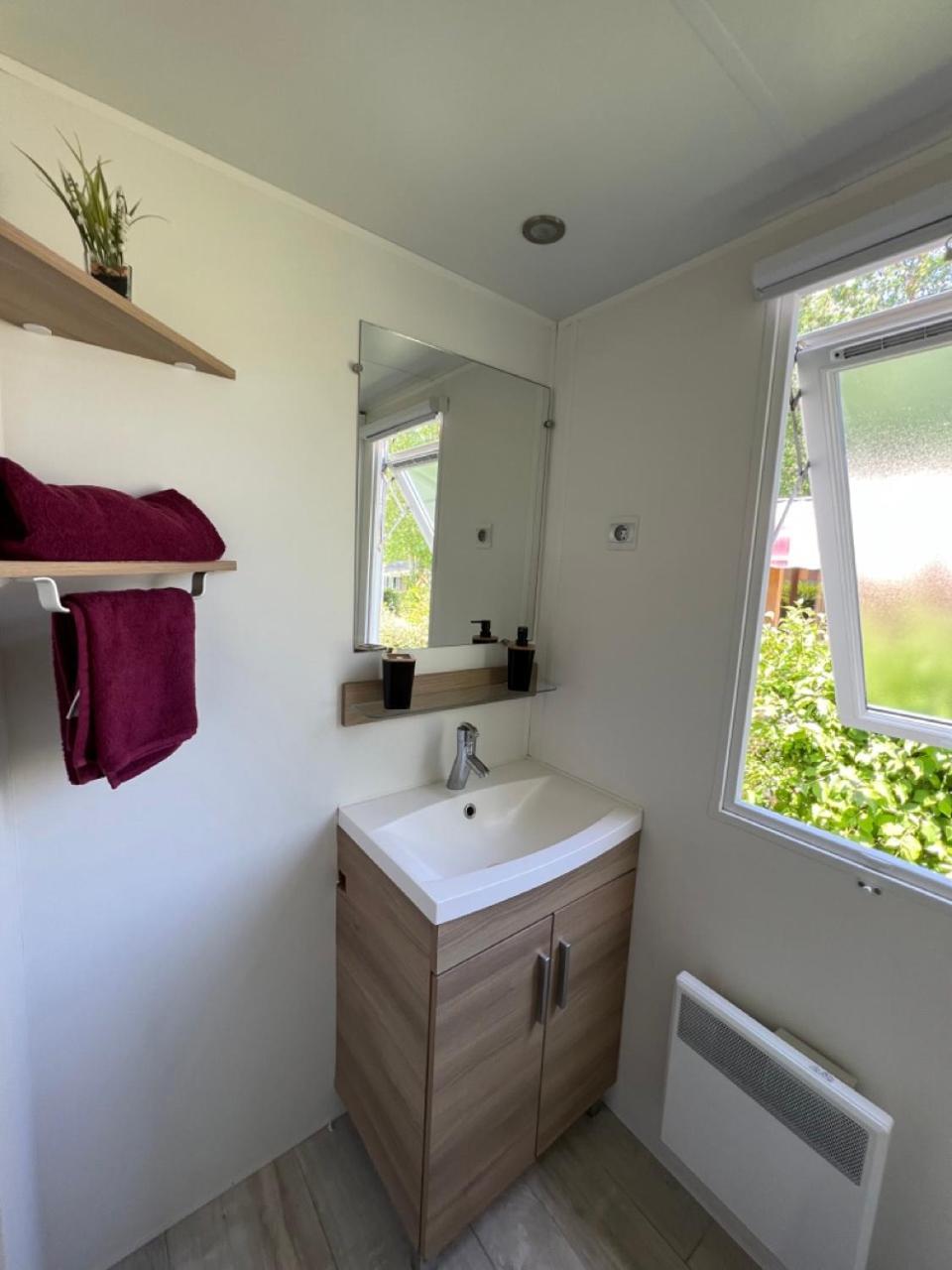 Mobil-Home 4 Etoiles Avec Piscine Proche De Blois อังแซ็ง ภายนอก รูปภาพ