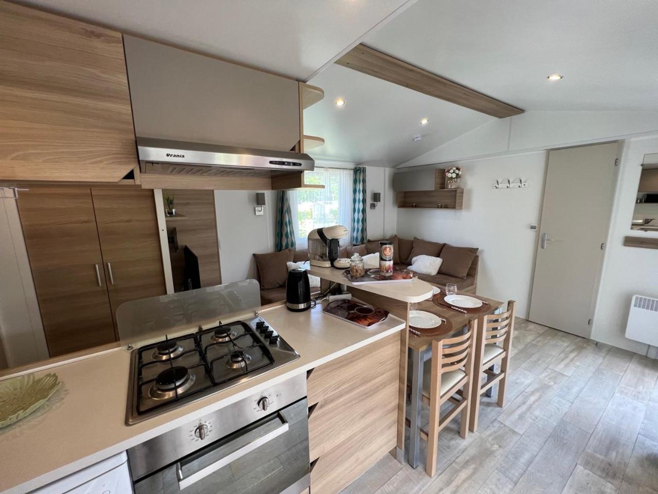 Mobil-Home 4 Etoiles Avec Piscine Proche De Blois อังแซ็ง ภายนอก รูปภาพ